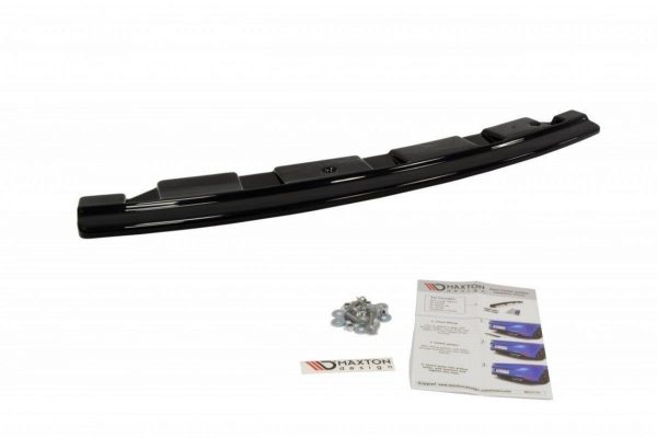lmr Central Rear Splitter BMW 5 F11 M-Pack - Without Vertical Bars (Fits Two Double Exhaust Ends) / Carbon Look
