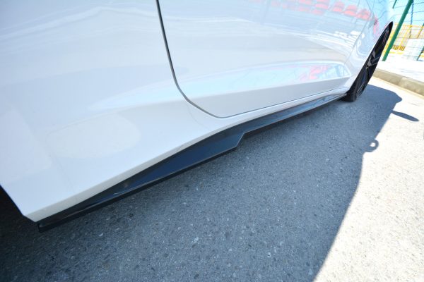 lmr Side Skirts Diffusers Chevrolet Camaro 6Th-Gen. Phase-I 2Ss Coupe / ABS Black / Molet