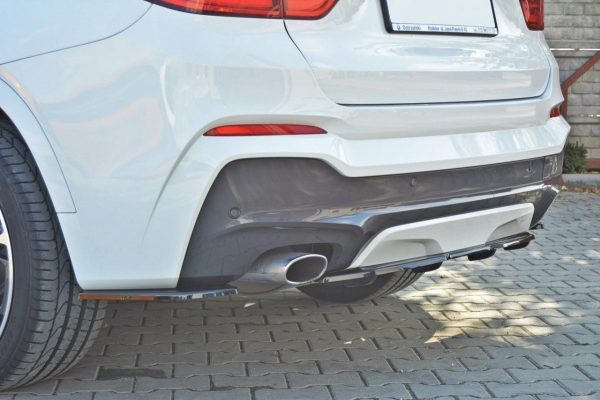 lmr Central Rear Splitter BMW X4 M-Pack (With A Vertical Bar) / Gloss Black