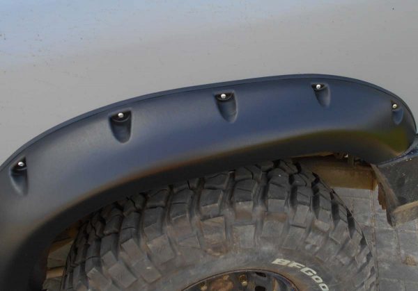 lmr Rubber seal for wheel arch extensions