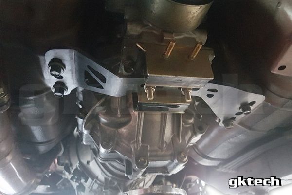 lmr Gktech Nissan Z33/Z34 Gearbox shifter relocation setup