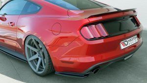 Bakre Sidosplitters Ford Mustang Mk6 / ABS Svart Struktur