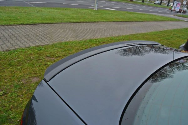 lmr Spoiler Cap Audi A4 B9 S-Line / Blanksvart