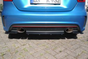 Central Rear Splitter (With Vertical Bars) Mercedes-Benz W176 Amg-Line Preface