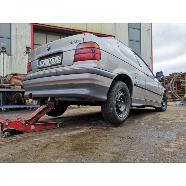 lmr BMW E36 Compact Drifting / Racing Lyftpunkt för Domkraft (Swagier)