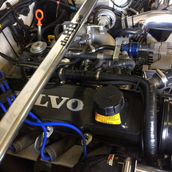 lmr Slang Vevhusventilation Volvo 740/940 Turbo 4-Cyl 92-98 - Svart (do88)