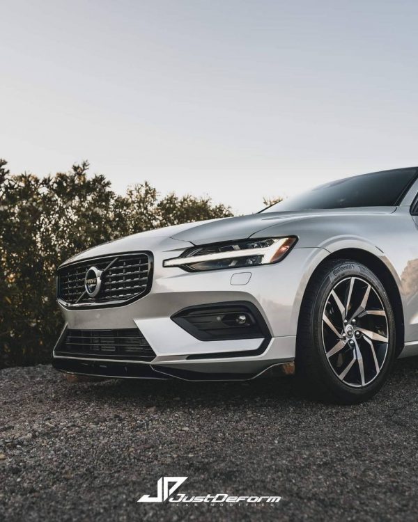 lmr JDstyle Frontläpp 3-del Volvo S/V60 2019-UPP (FRP)