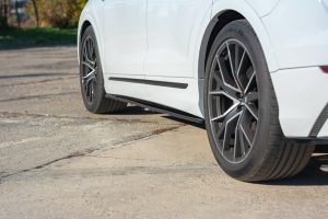 Side Skirts Diffusers Audi Q8 S-Line 2018-UP