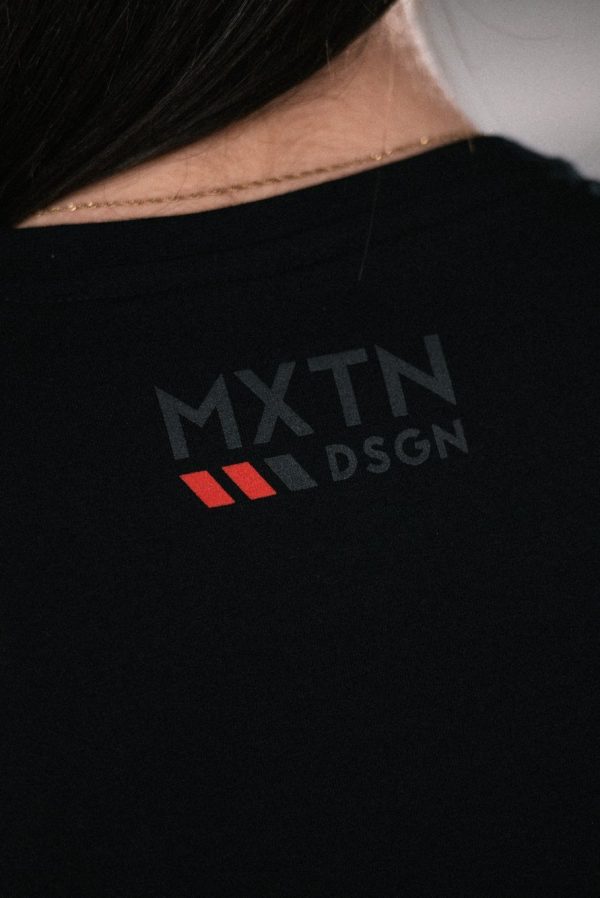 lmr Maxton Svart T-Shirt med Röd/Grå Logo - Dam