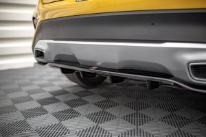 Central Rear Splitter (with vertical bars) Kia XCeed Mk1
