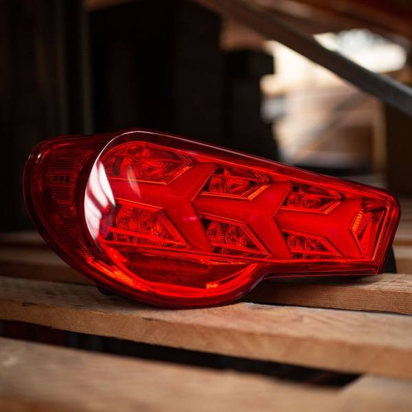 lmr Subaru BRZ / Toyota GT86 (12-) Röda LED Baklampor V2 med Sekventiell Blinkers (par)