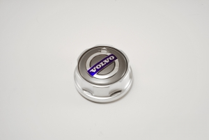 Oljepåfyllningslock i aluminium med Volvo emblem