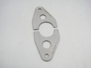 Förstärkningsplåtar momentstag i bakaxel 740, 940