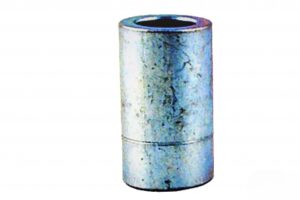 Distansrör, bakre bärarm till stötdämparfäste 140, 164