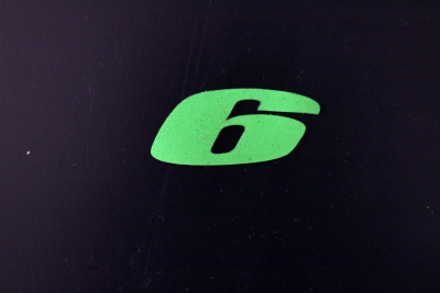 Däcktext "6" lmr Däcktext "6"