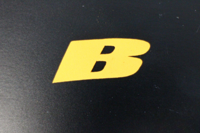Däcktext "B" lmr Däcktext "B"